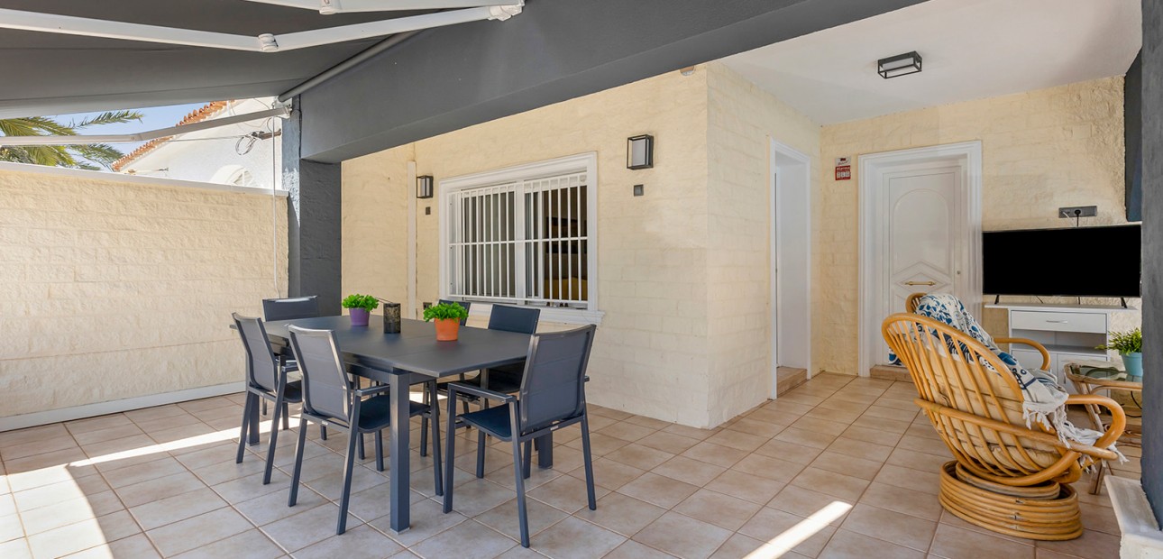 Herverkoop - Detached Villa -
Torrevieja - Rocio del Mar