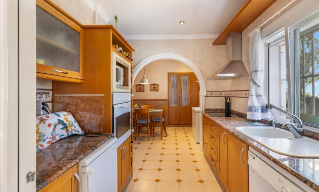 Herverkoop - Detached Villa -
Torrevieja - Rocio del Mar