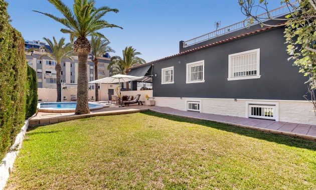 Herverkoop - Detached Villa -
Torrevieja - Rocio del Mar