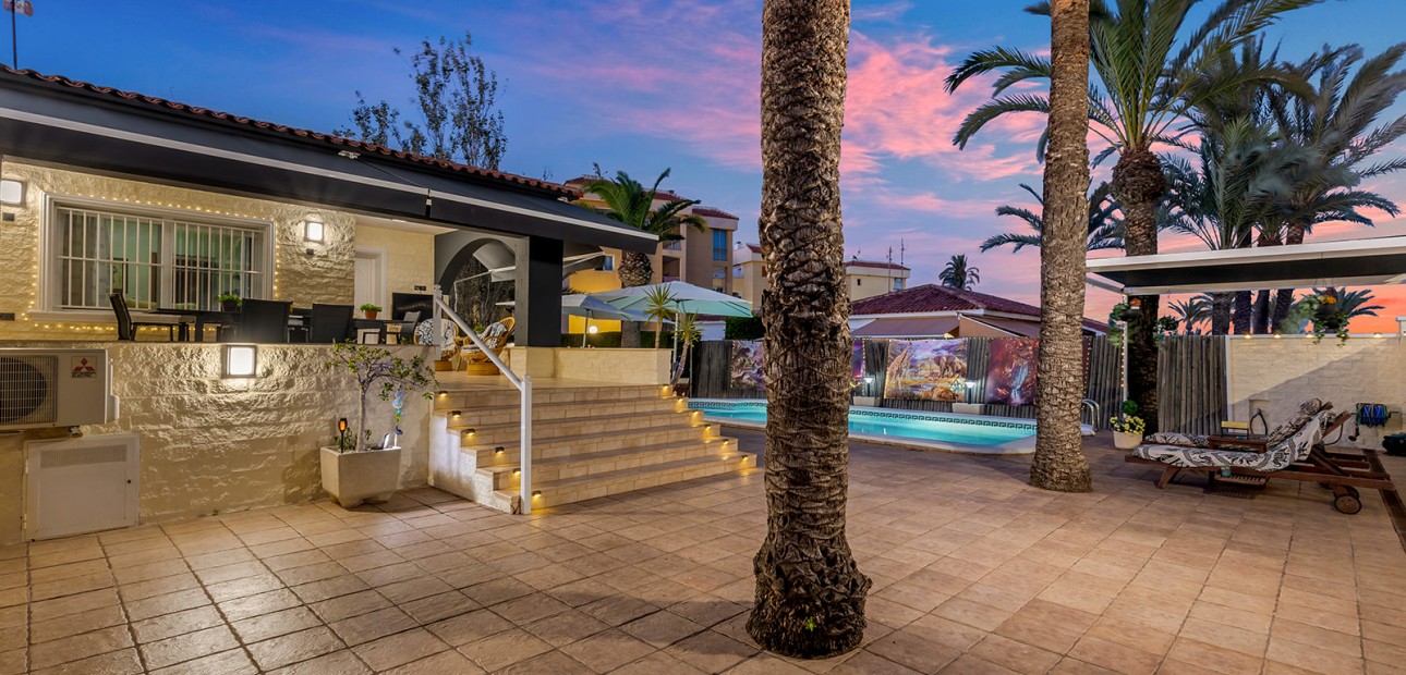 Herverkoop - Detached Villa -
Torrevieja - Rocio del Mar