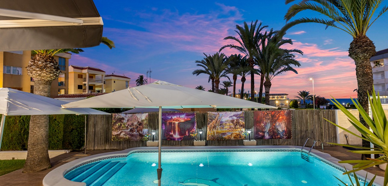 Herverkoop - Detached Villa -
Torrevieja - Rocio del Mar