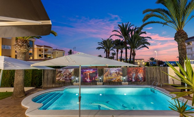 Herverkoop - Detached Villa -
Torrevieja - Rocio del Mar