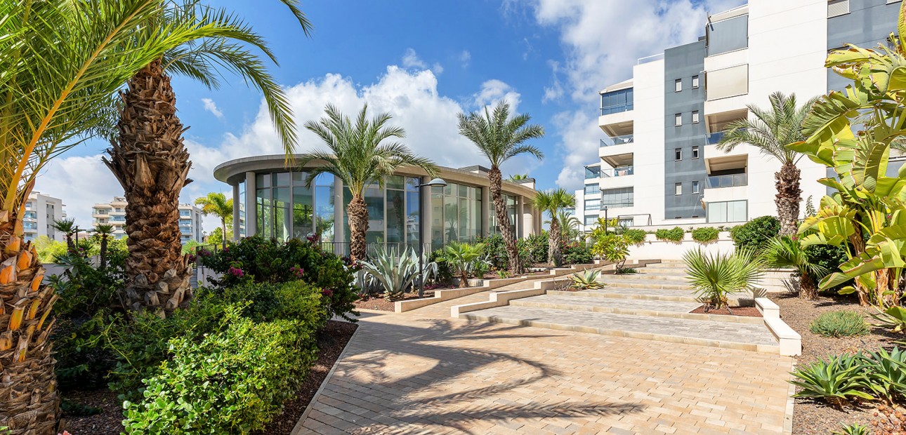 Herverkoop - Appartement / flat -
Orihuela Costa - Villamartin