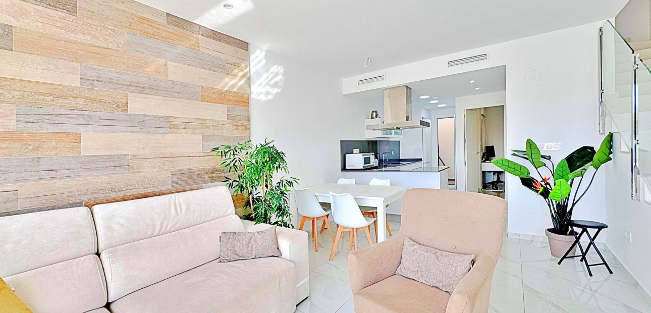 Herverkoop - Herenhuis -
Orihuela Costa - Los Balcones