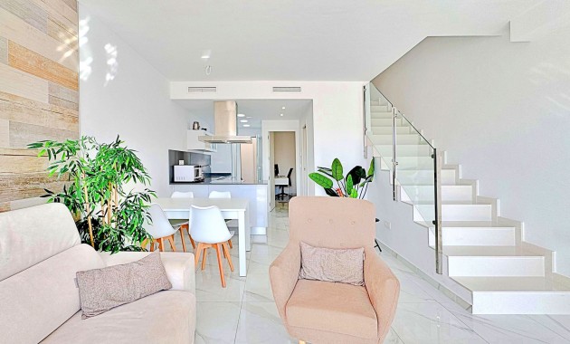 Herverkoop - Herenhuis -
Orihuela Costa - Los Balcones