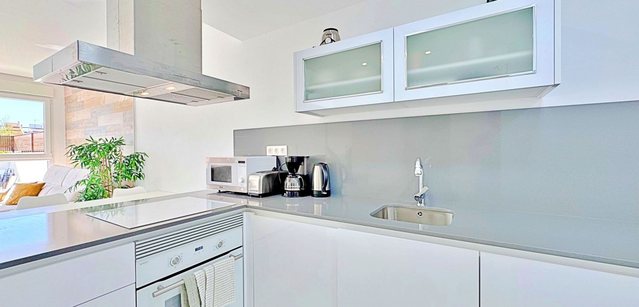 Herverkoop - Herenhuis -
Orihuela Costa - Los Balcones