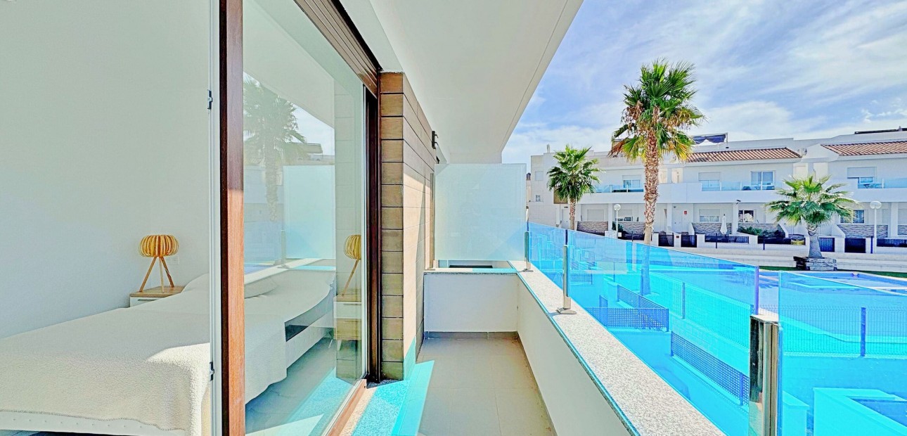 Herverkoop - Herenhuis -
Orihuela Costa - Los Balcones