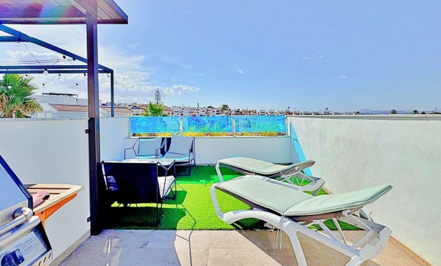 Herverkoop - Herenhuis -
Orihuela Costa - Los Balcones