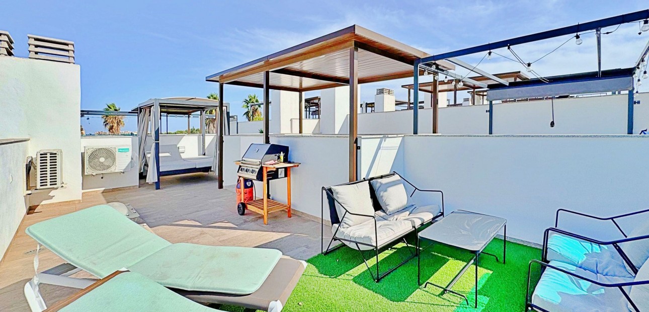 Herverkoop - Herenhuis -
Orihuela Costa - Los Balcones