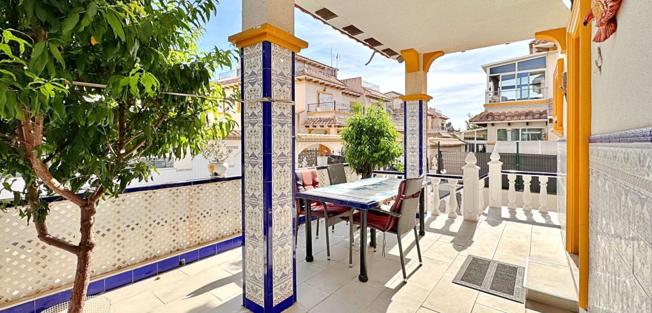 Herverkoop - Quad Villa -
Orihuela Costa - Punta Prima