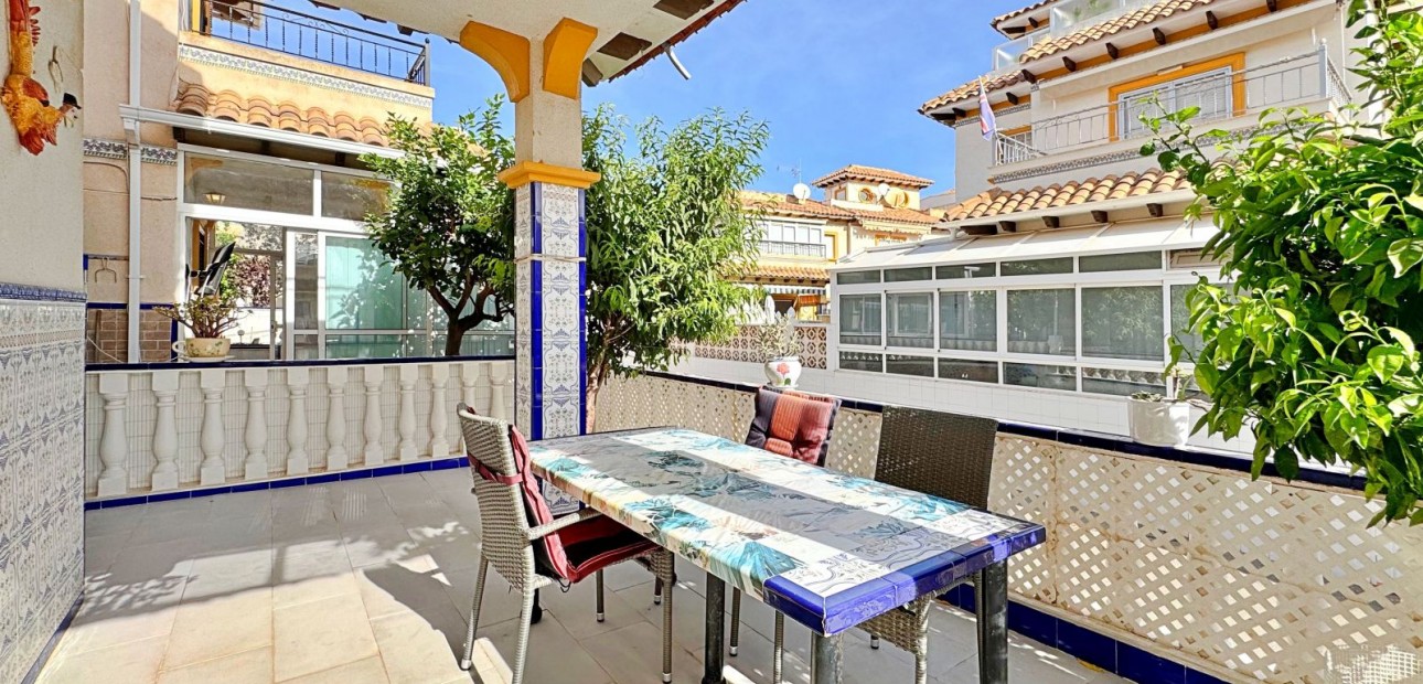 Herverkoop - Quad Villa -
Orihuela Costa - Punta Prima