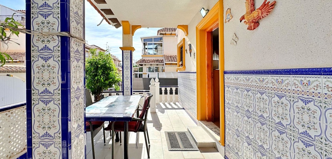 Herverkoop - Quad Villa -
Orihuela Costa - Punta Prima