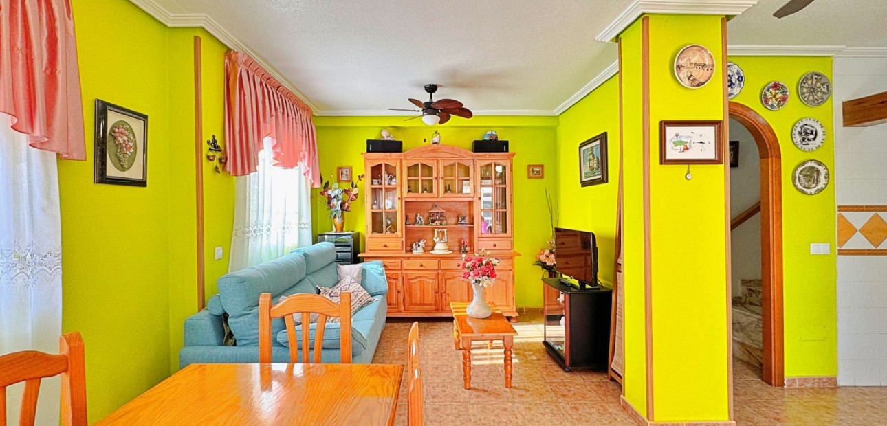 Herverkoop - Quad Villa -
Orihuela Costa - Punta Prima