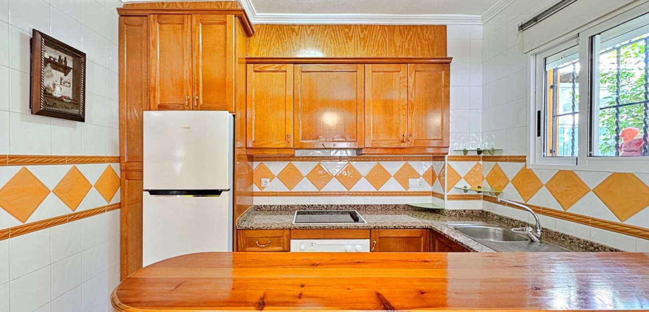 Herverkoop - Quad Villa -
Orihuela Costa - Punta Prima