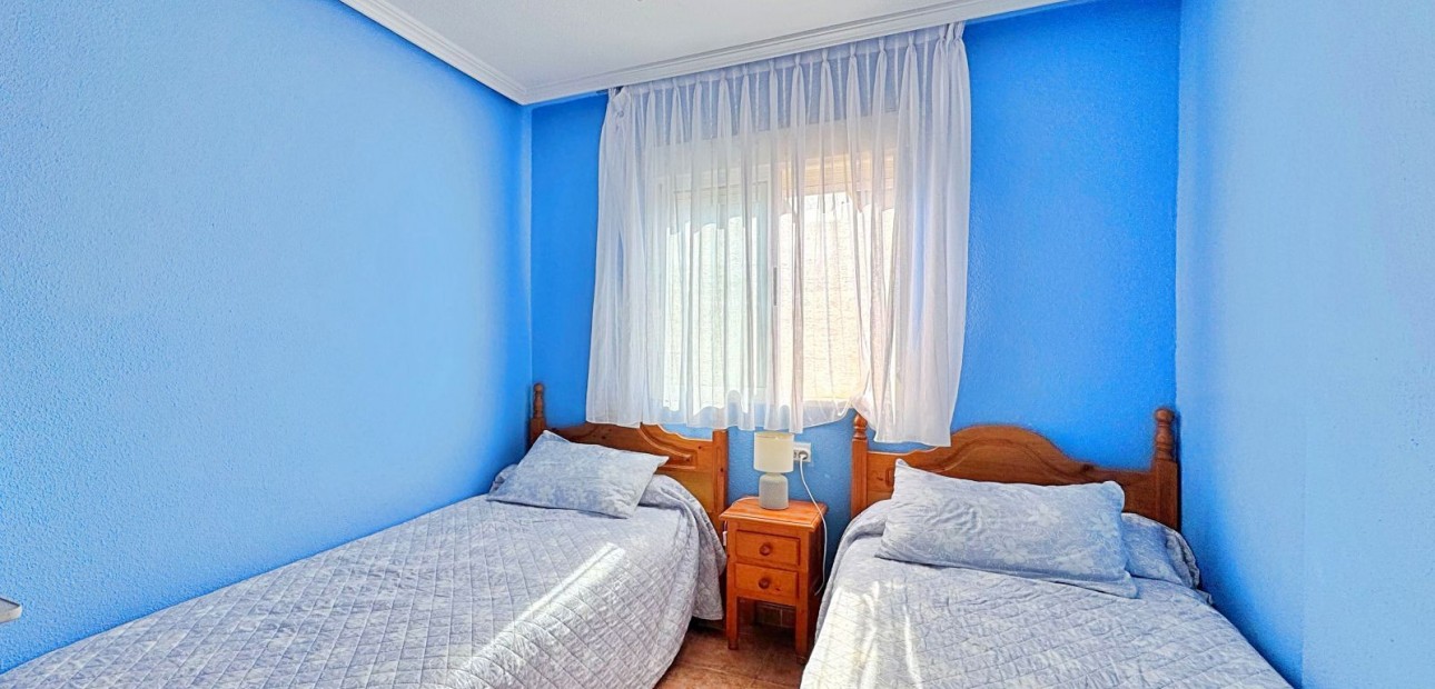 Herverkoop - Quad Villa -
Orihuela Costa - Punta Prima