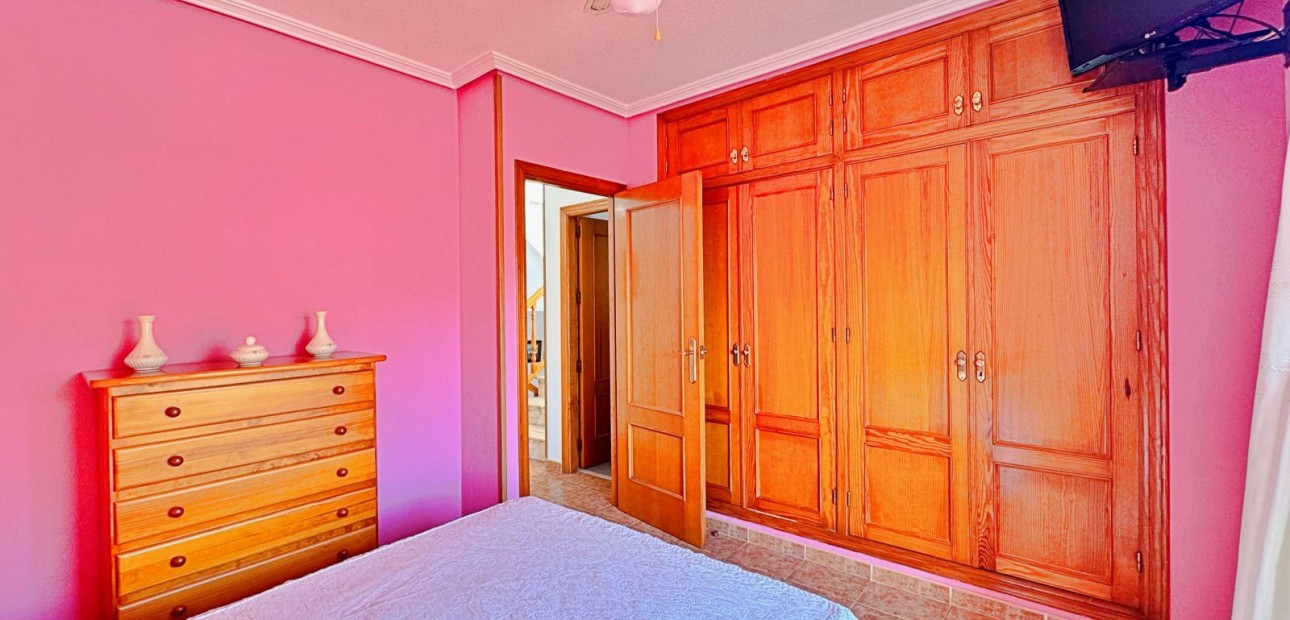 Herverkoop - Quad Villa -
Orihuela Costa - Punta Prima