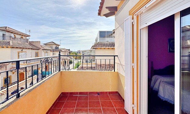 Herverkoop - Quad Villa -
Orihuela Costa - Punta Prima