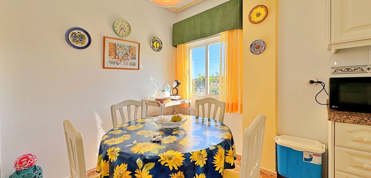 Herverkoop - Appartement / flat -
Orihuela Costa - La Zenia