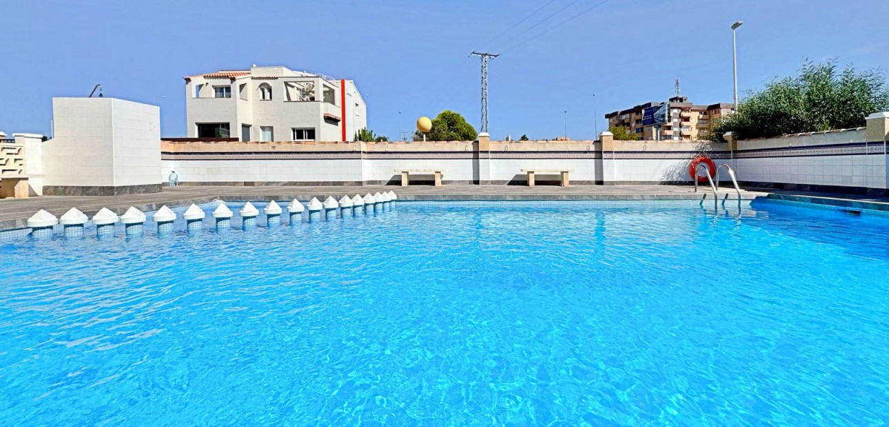 Herverkoop - Appartement / flat -
Orihuela Costa - La Zenia