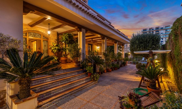 Herverkoop - Detached Villa -
Torrevieja - La Veleta