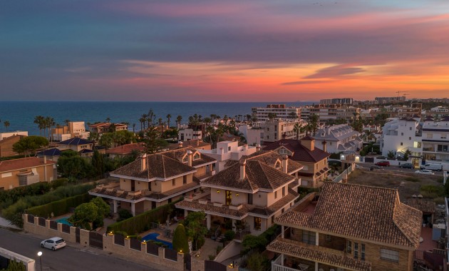 Herverkoop - Detached Villa -
Torrevieja - La Veleta