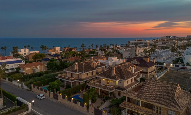 Herverkoop - Detached Villa -
Torrevieja - La Veleta