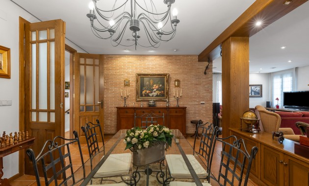 Herverkoop - Detached Villa -
Torrevieja - La Veleta