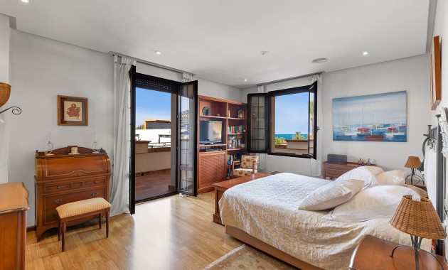 Herverkoop - Detached Villa -
Torrevieja - La Veleta