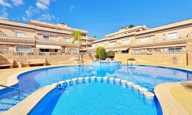 Herverkoop - Quad Villa -
Orihuela Costa - Villamartin