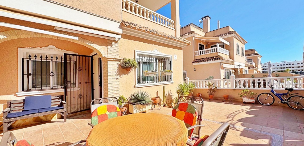 Herverkoop - Quad Villa -
Orihuela Costa - Villamartin