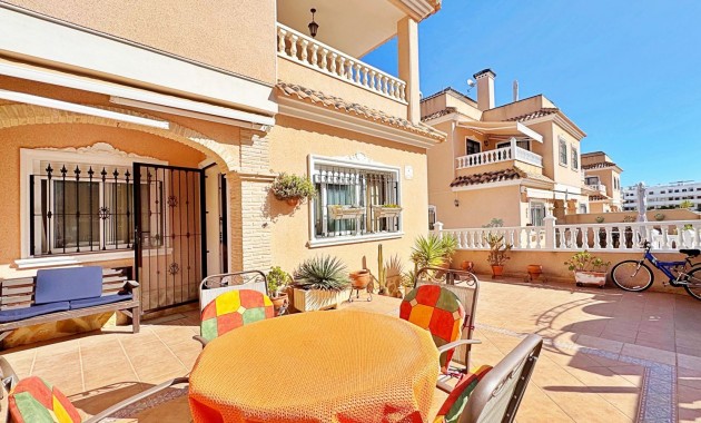Herverkoop - Quad Villa -
Orihuela Costa - Villamartin