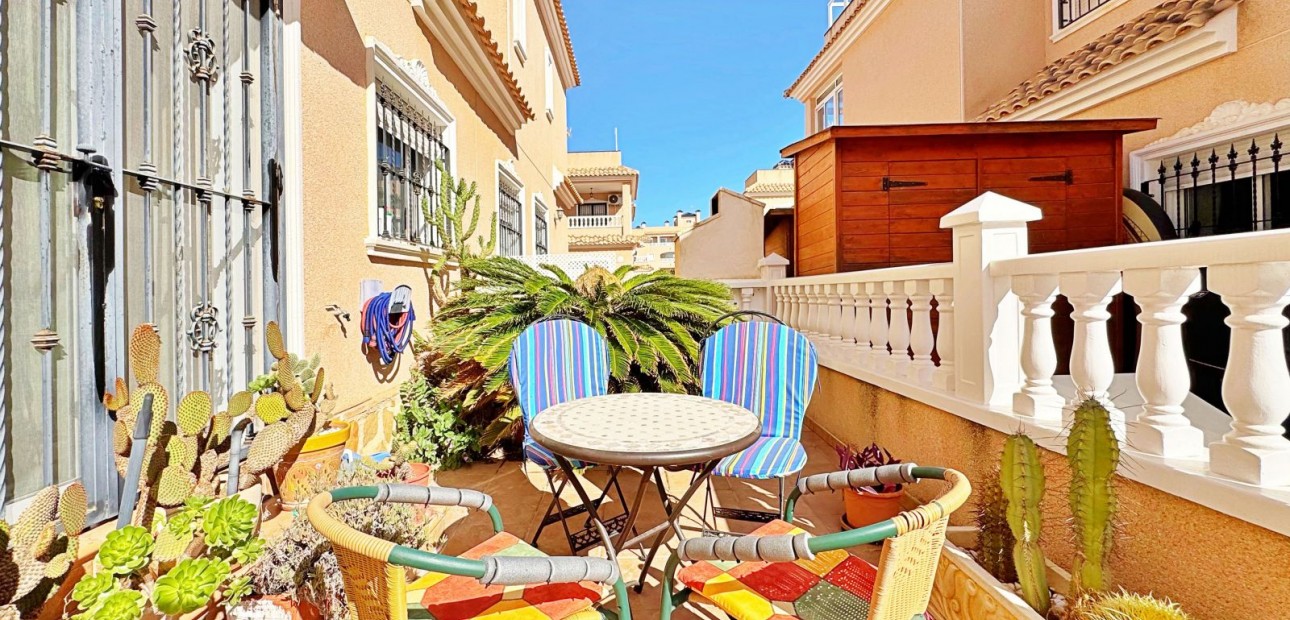 Herverkoop - Quad Villa -
Orihuela Costa - Villamartin