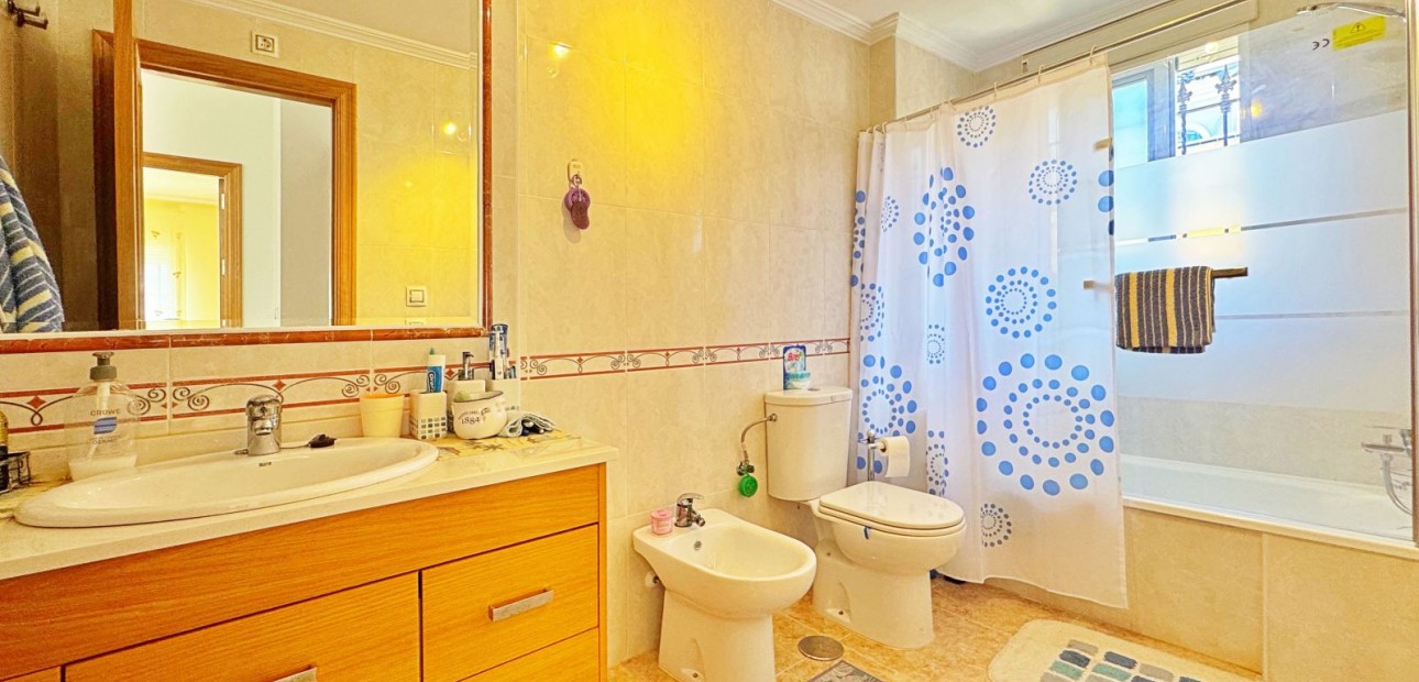 Herverkoop - Quad Villa -
Orihuela Costa - Villamartin