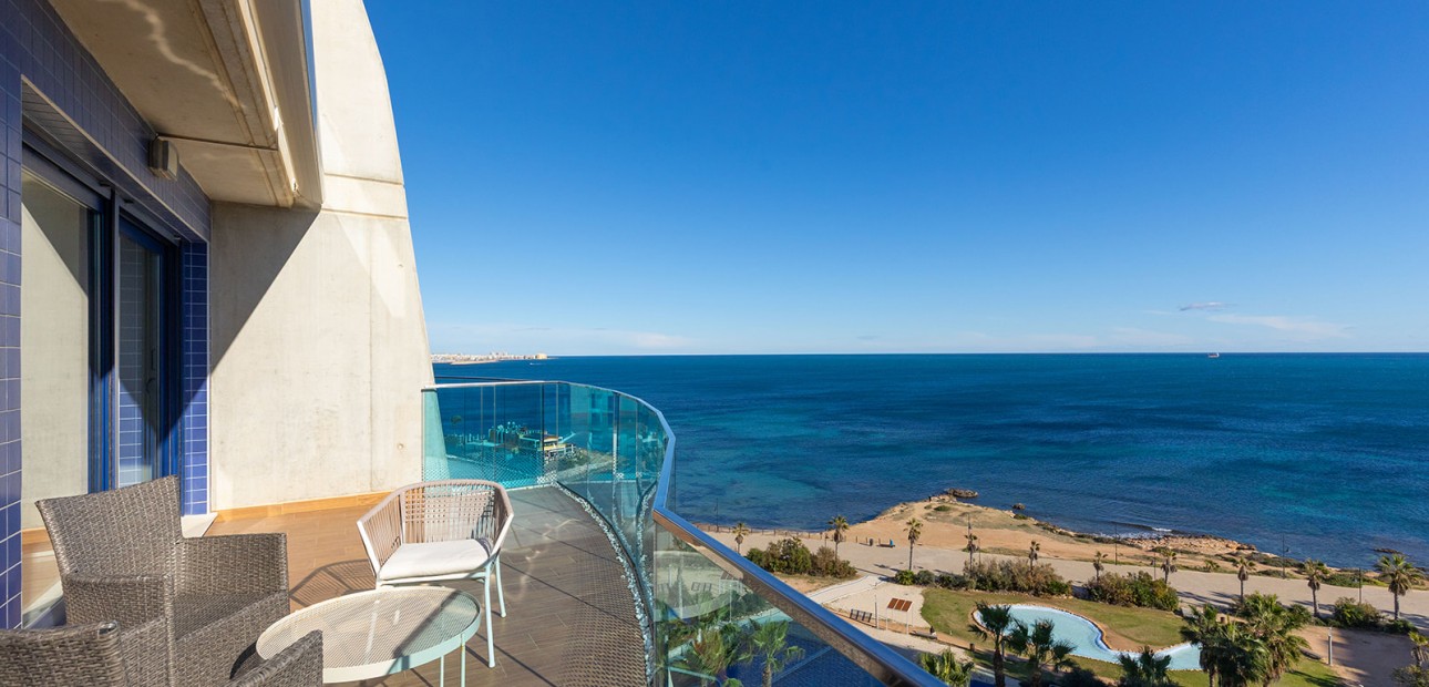 Herverkoop - Appartement / flat -
Orihuela Costa - Punta Prima