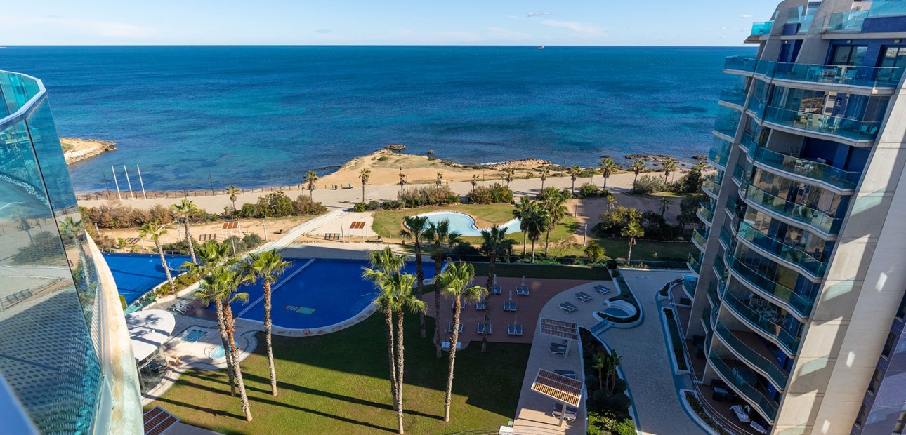 Herverkoop - Appartement / flat -
Orihuela Costa - Punta Prima