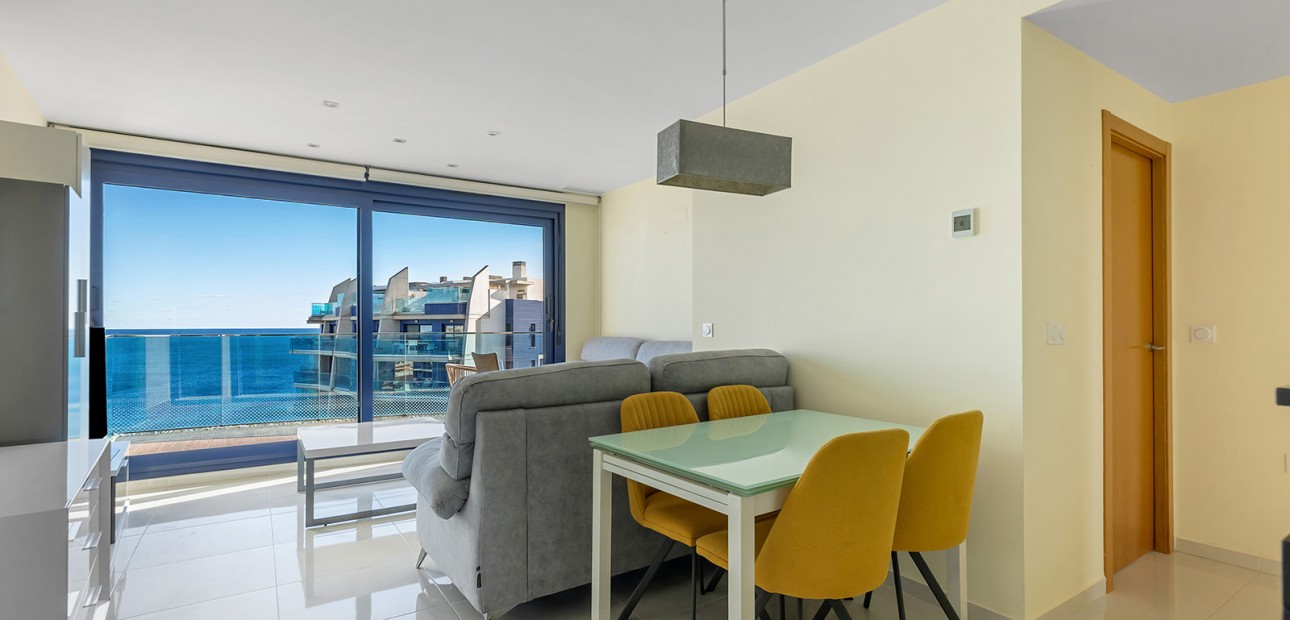 Herverkoop - Appartement / flat -
Orihuela Costa - Punta Prima