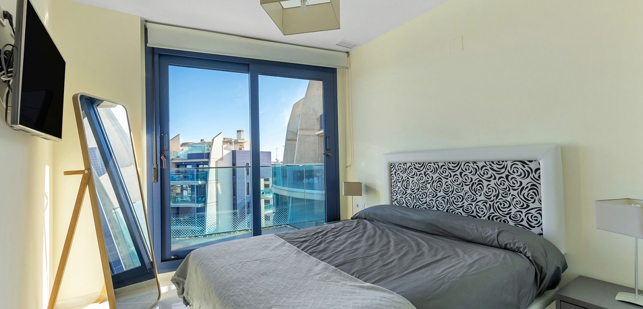 Herverkoop - Appartement / flat -
Orihuela Costa - Punta Prima