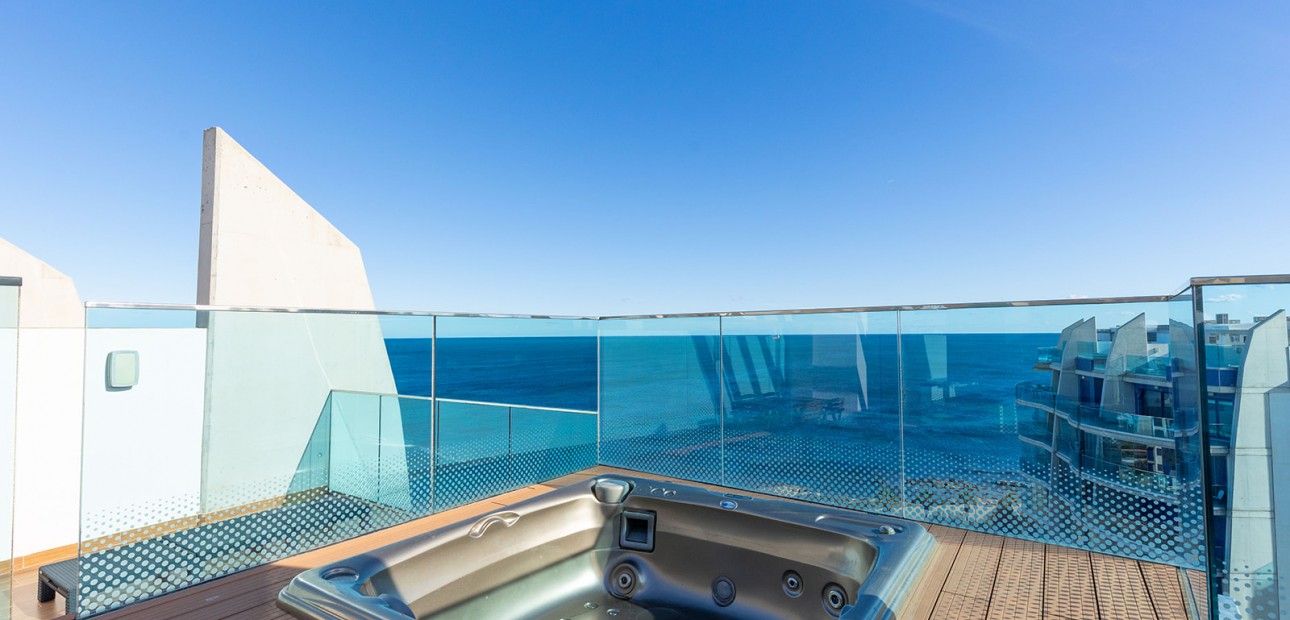 Herverkoop - Appartement / flat -
Orihuela Costa - Punta Prima