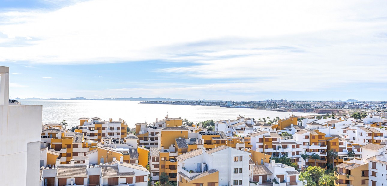 Herverkoop - Appartement / flat -
Orihuela Costa - Punta Prima