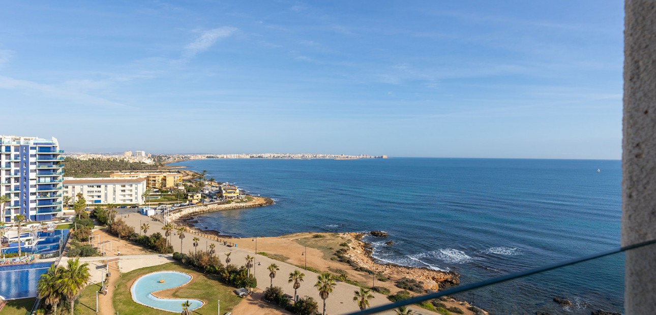 Herverkoop - Appartement / flat -
Orihuela Costa - Punta Prima