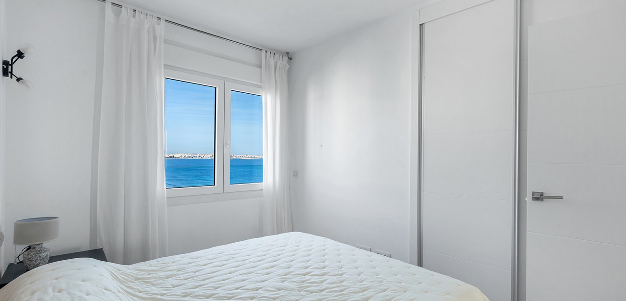 Herverkoop - Appartement / flat -
Orihuela Costa - Punta Prima