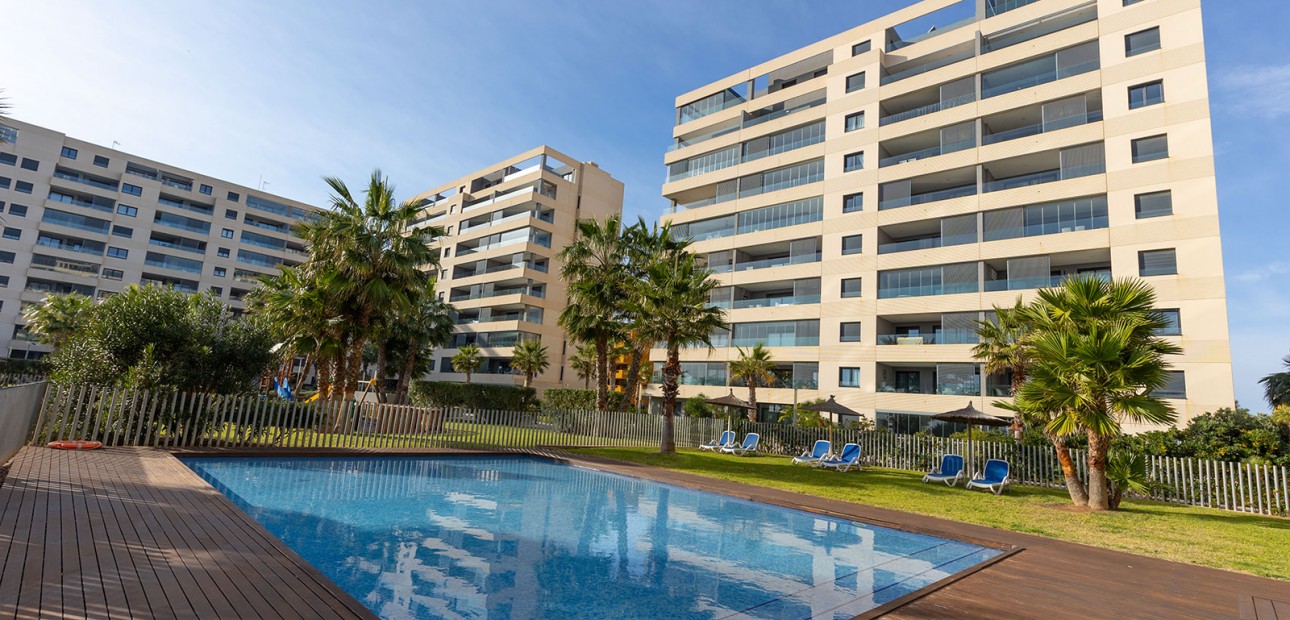 Herverkoop - Appartement / flat -
Orihuela Costa - Punta Prima