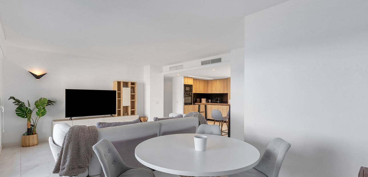 Herverkoop - Appartement / flat -
Orihuela Costa - Punta Prima