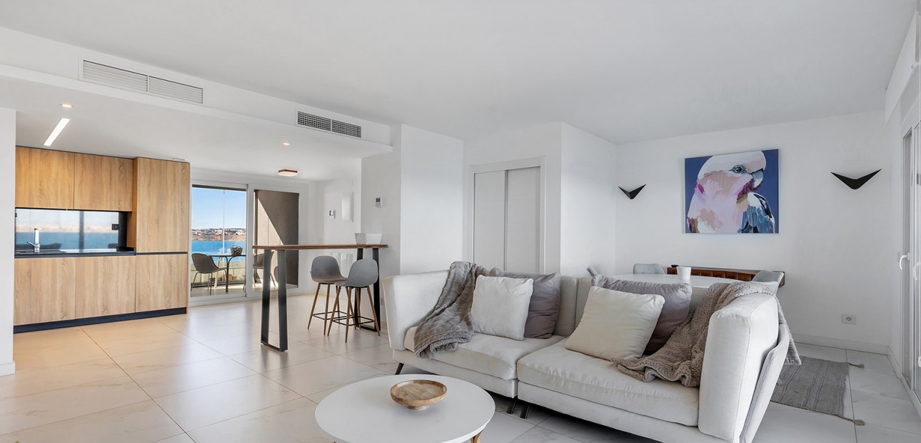 Herverkoop - Appartement / flat -
Orihuela Costa - Punta Prima