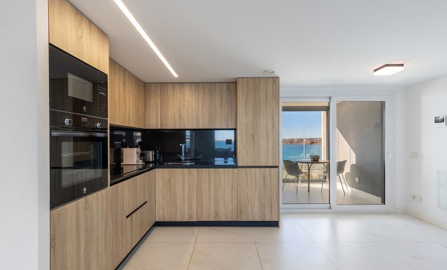 Herverkoop - Appartement / flat -
Orihuela Costa - Punta Prima