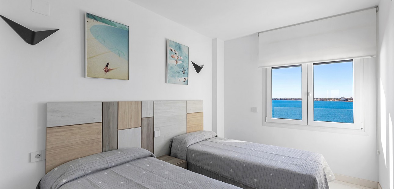 Herverkoop - Appartement / flat -
Orihuela Costa - Punta Prima