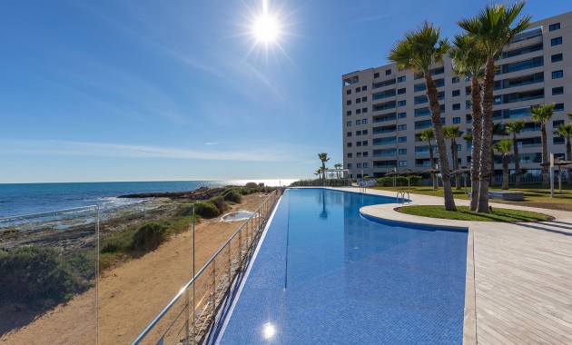 Herverkoop - Appartement / flat -
Orihuela Costa - Punta Prima