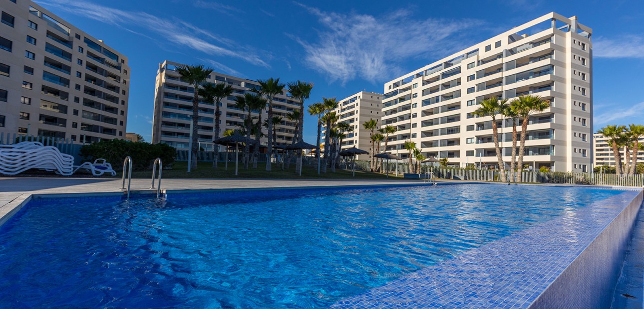 Herverkoop - Appartement / flat -
Orihuela Costa - Punta Prima