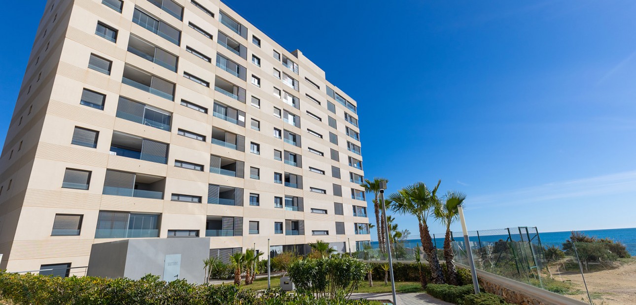 Herverkoop - Appartement / flat -
Orihuela Costa - Punta Prima