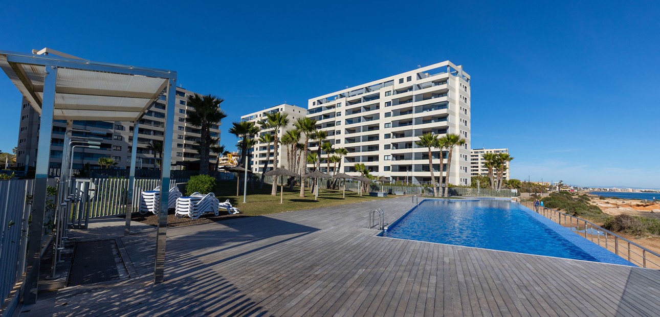 Herverkoop - Appartement / flat -
Orihuela Costa - Punta Prima